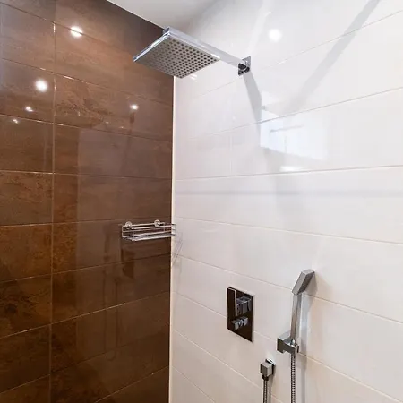 公寓 1-bedroom *