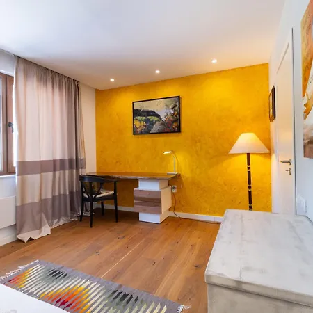 1-bedroom